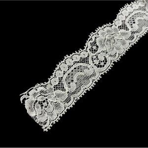 3 Yd Vintage White Lace Trim 1.25 Wide Flat Scalloped Lingerie Sewing Material